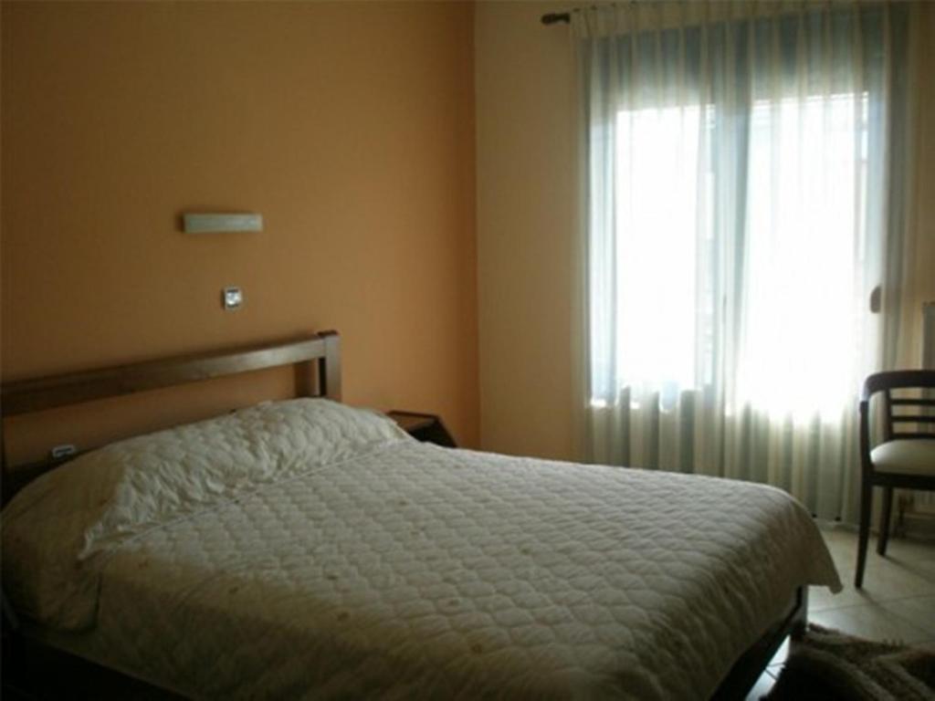 Hotel Galaxias Като-Лутраки Номер фото