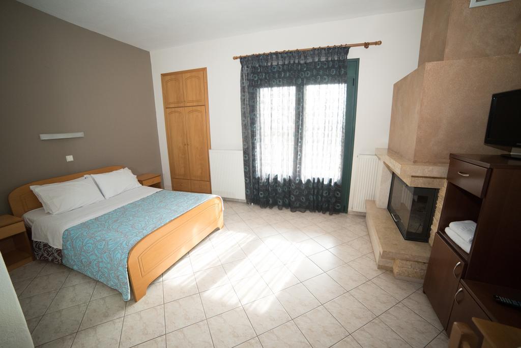 Hotel Galaxias Като-Лутраки Экстерьер фото